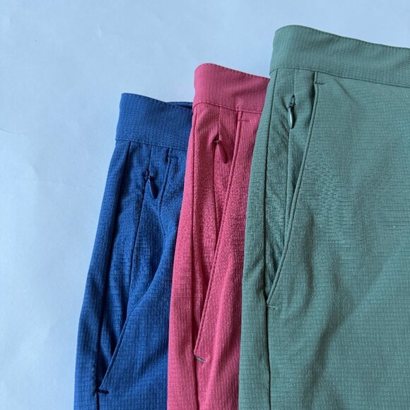 Tommy Bahama Mens 42 Lot 8-inch Shorts Chip Shot IslandZone Green Blue Red 8" - Picture 2 of 14